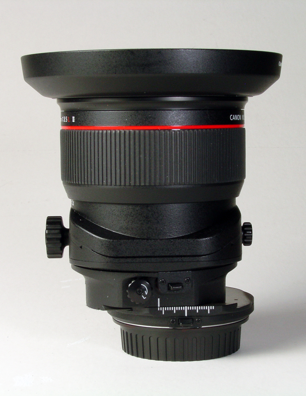 4x4 Icon - Canon TS-E 24mm f/3.5L II Ultra Wide Tilt-Shift